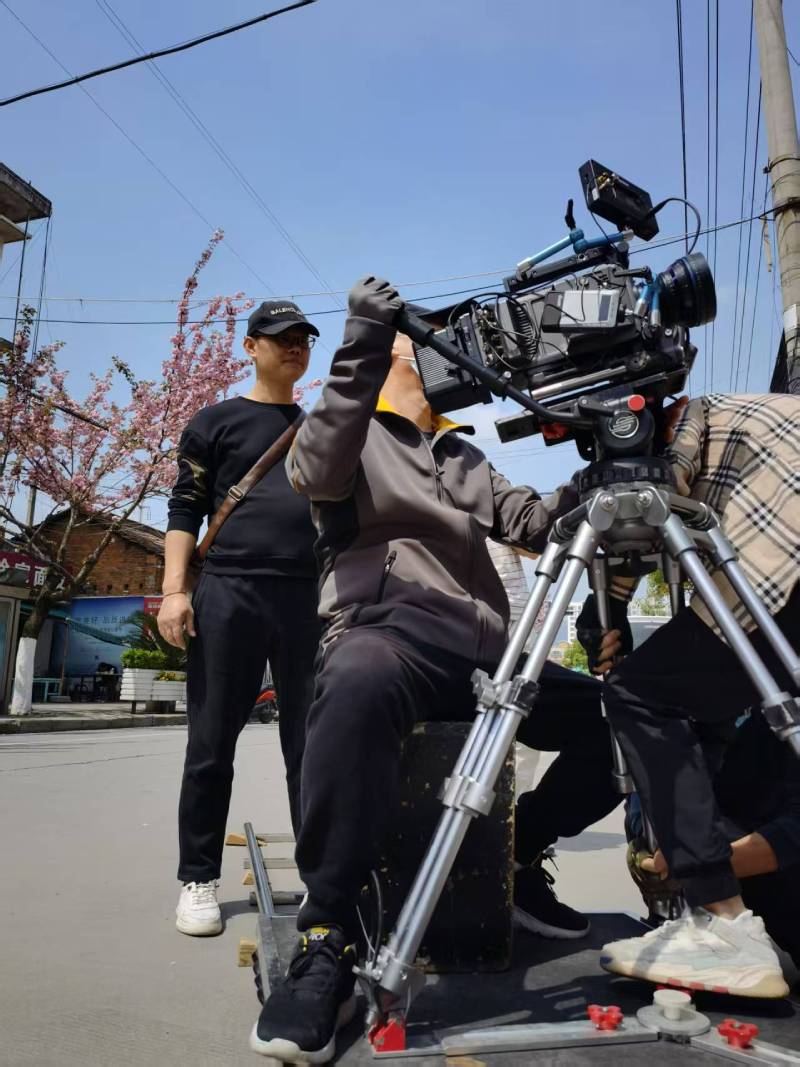 祁门县广告片拍摄：快消品牌爆款之选，网感内容适配社媒传播！