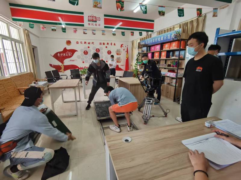 追星女孩心理学分析报告：祁门县广告片拍摄公司揭秘饭圈应援式传播逻辑